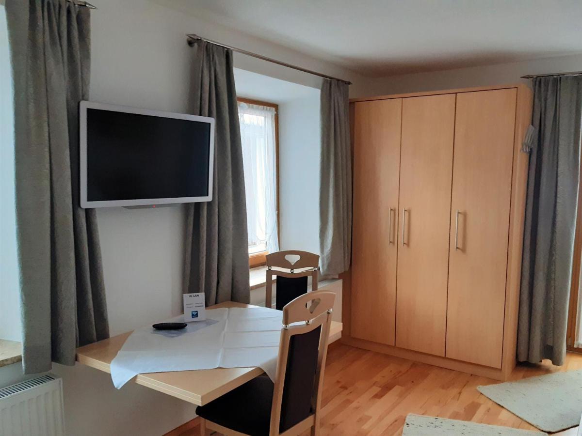Gastehaus Hosp Apartment Obsteig Ngoại thất bức ảnh