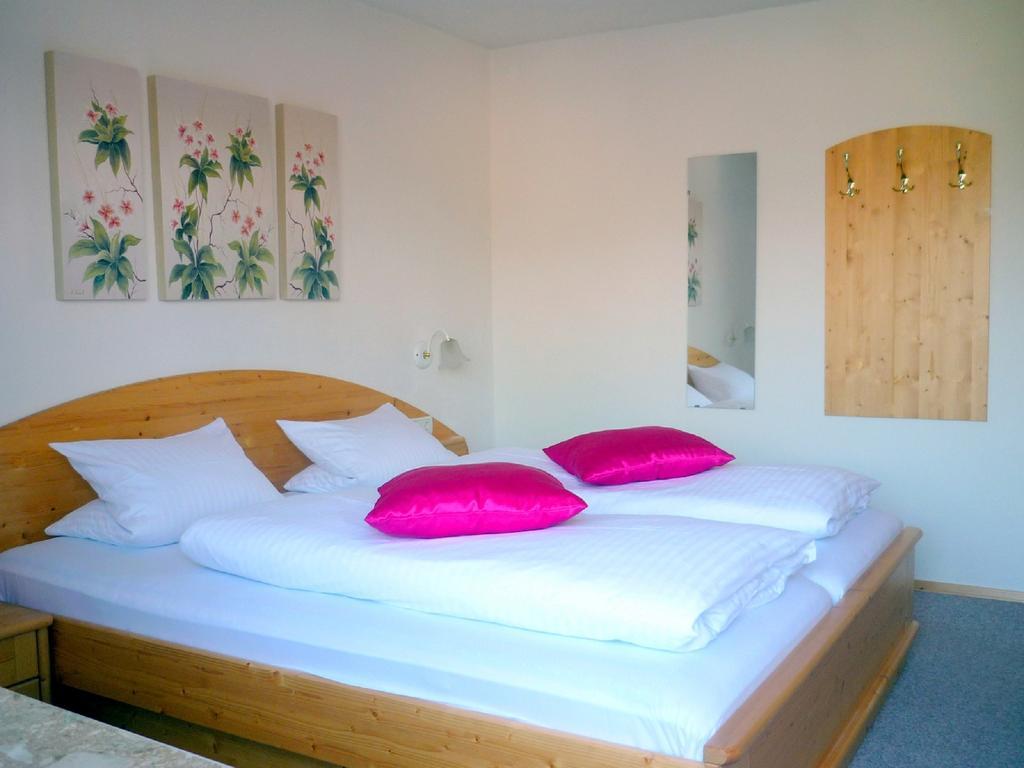 Gastehaus Hosp Apartment Obsteig Phòng bức ảnh
